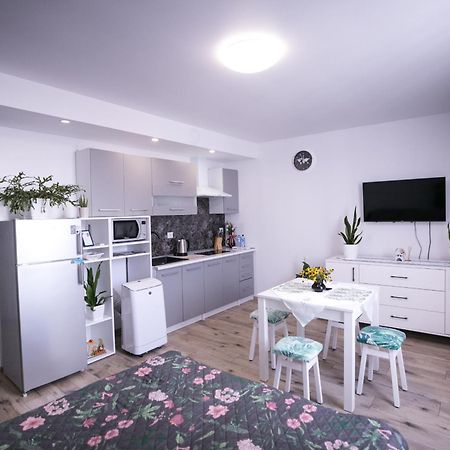 Przytulne Poddasze Przemyśl Exteriör bild