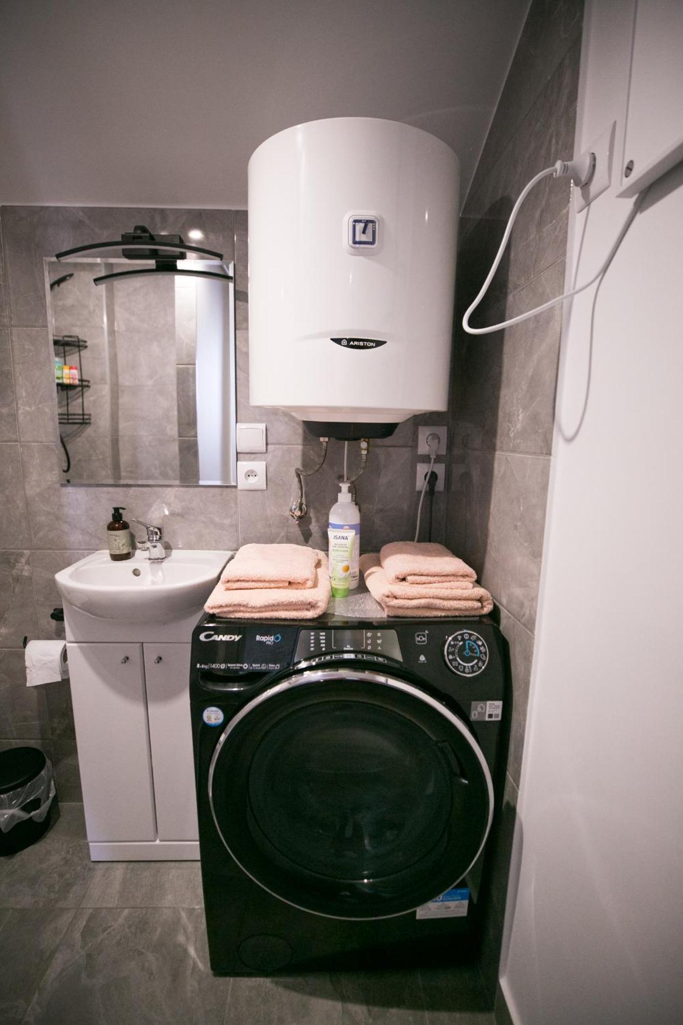 Przytulne Poddasze Przemyśl Exteriör bild