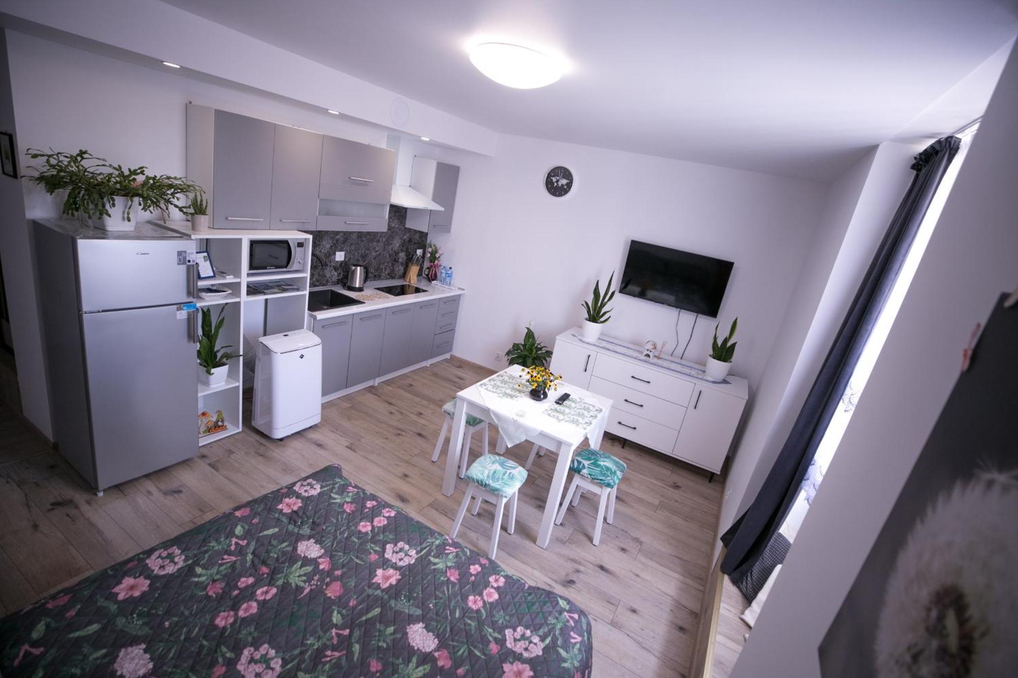 Przytulne Poddasze Przemyśl Exteriör bild